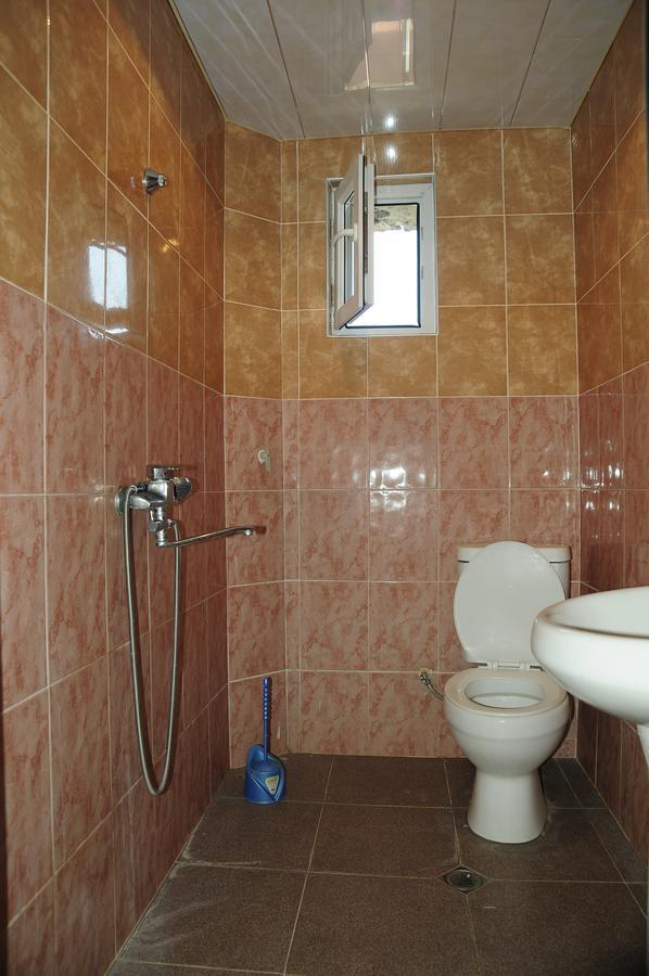Hotel Sadgeri 2018 Extérieur photo